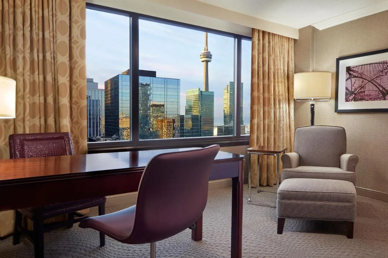 Sheraton Centre Toronto Hotel 4*,