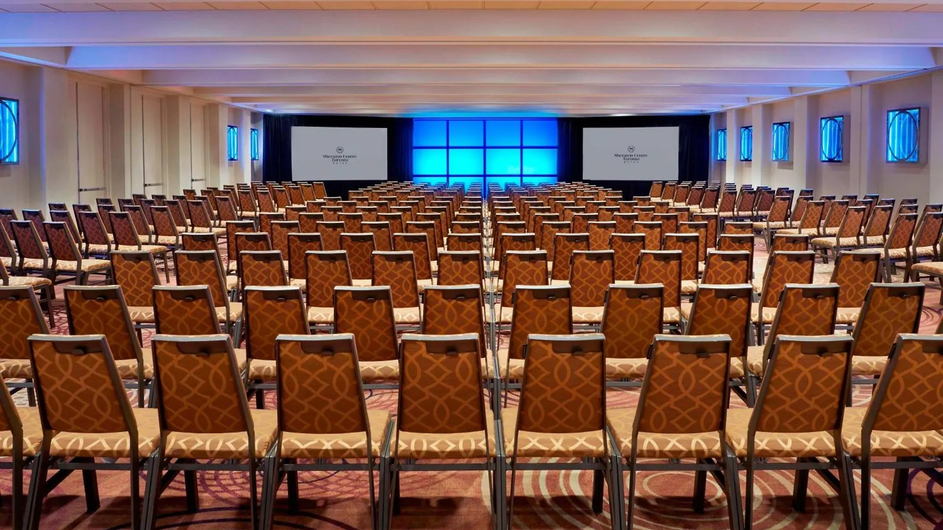 Sheraton Centre Toronto Hotel 4*,  Canada