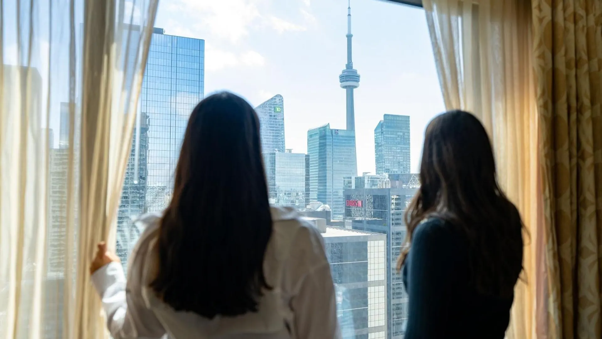 Sheraton Centre Toronto Hotel